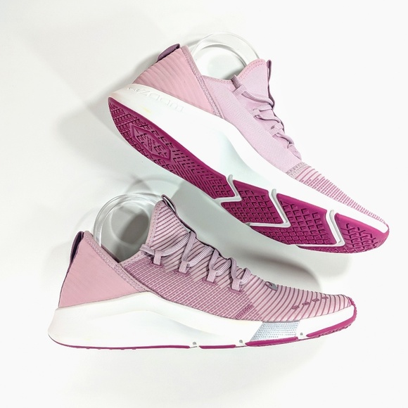 nike air zoom elevate plum chalk